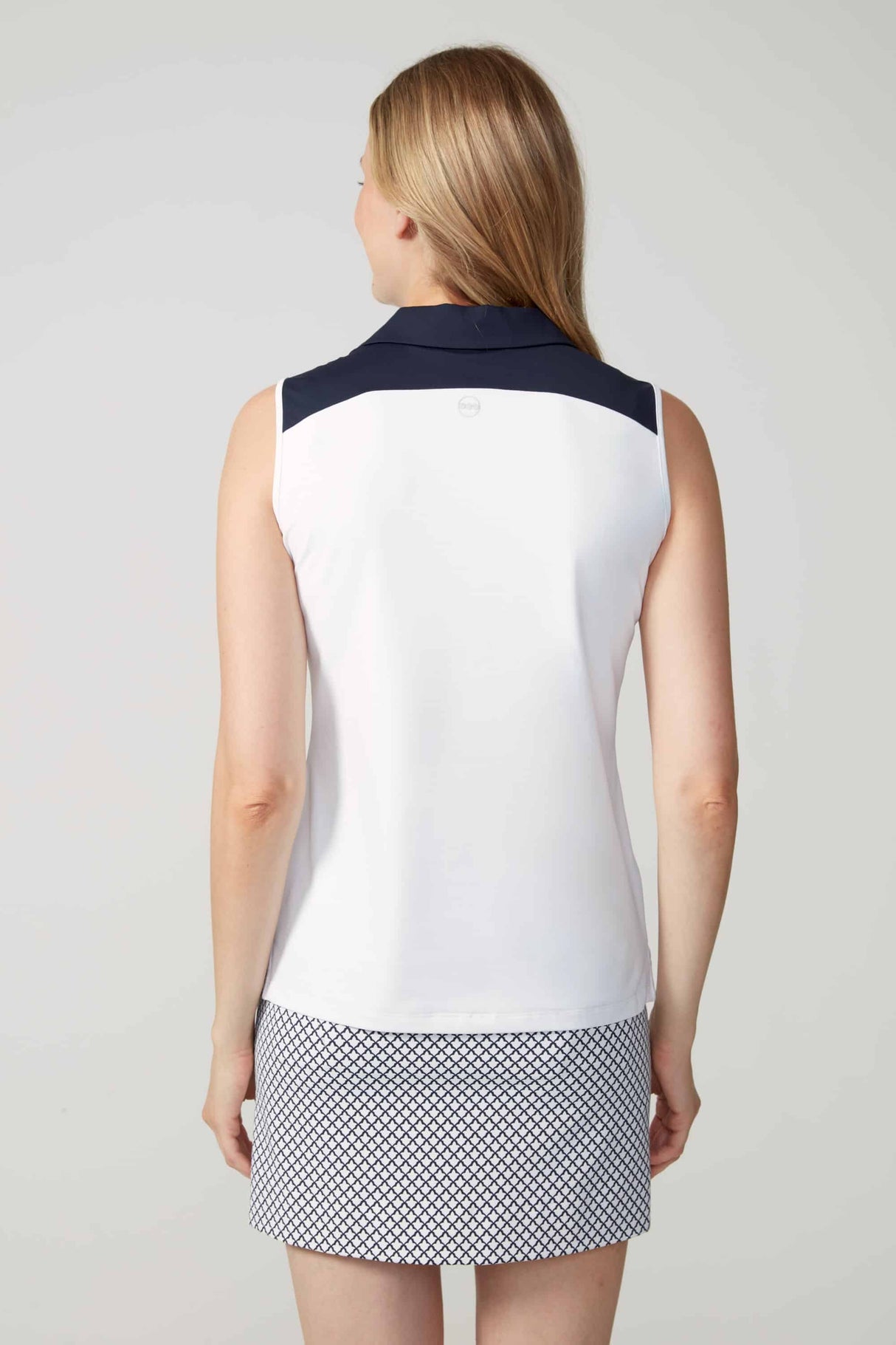 SWING CONTROL SLEEVELESS POLO WITH CONTRAST