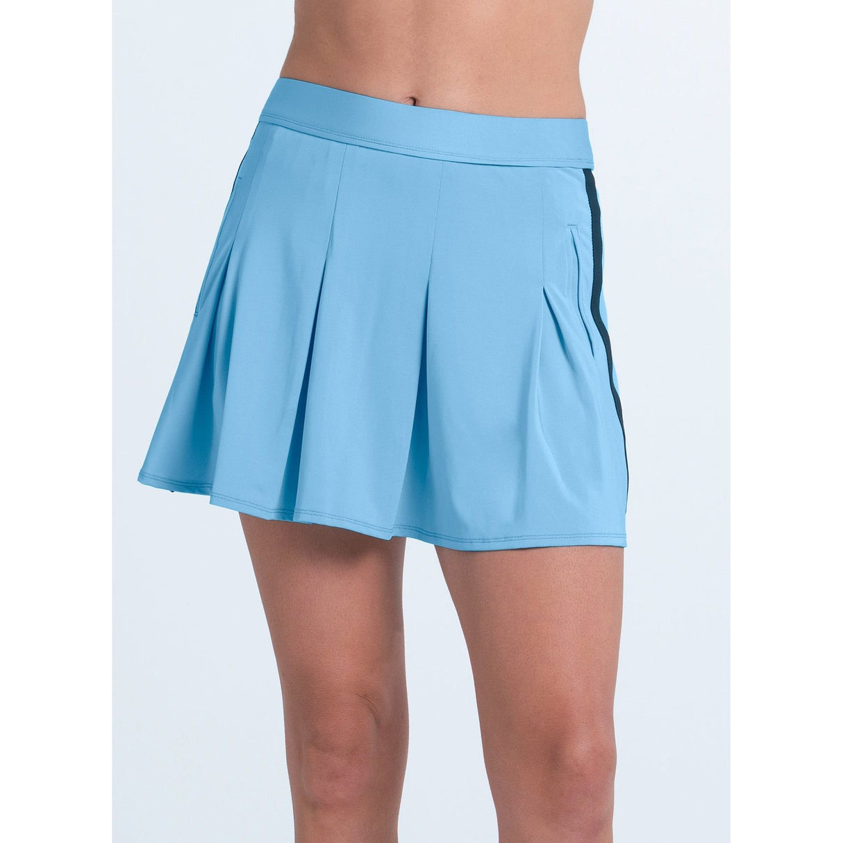 LUCKY IN LOVE CLUBHOUSE SKORT
