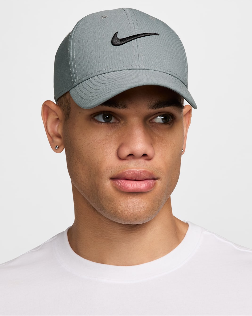 NIKE CLUB CAP Structured Swoosh Cap