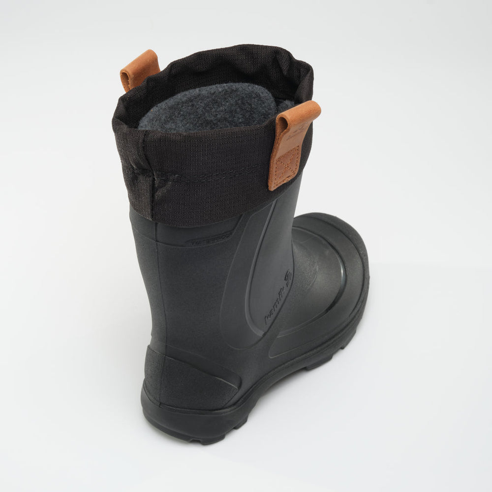 Kamik Tundra boot little kids