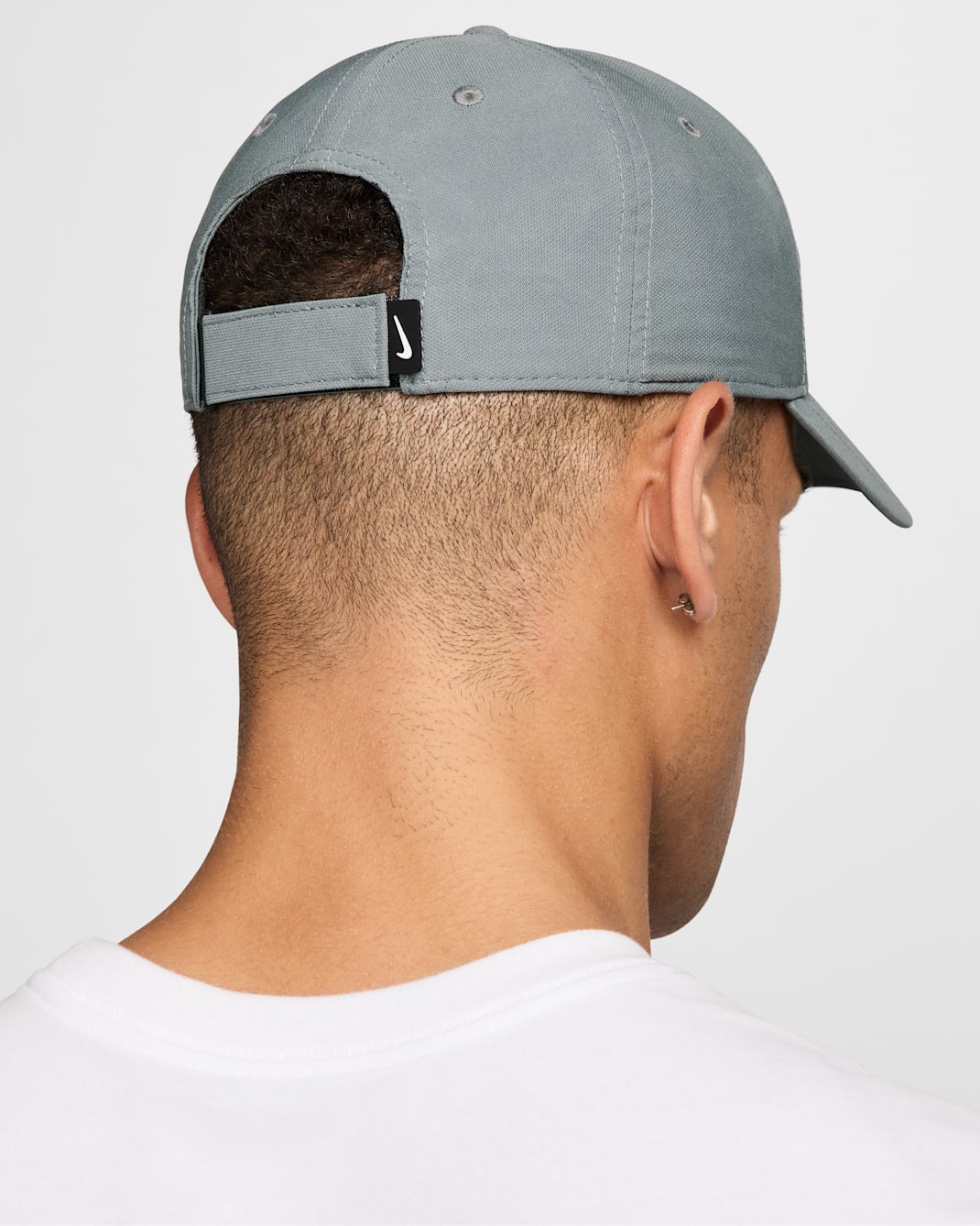 NIKE CLUB CAP Structured Swoosh Cap